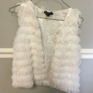 NWOT Girls My Michelle Beige Vest Size Large